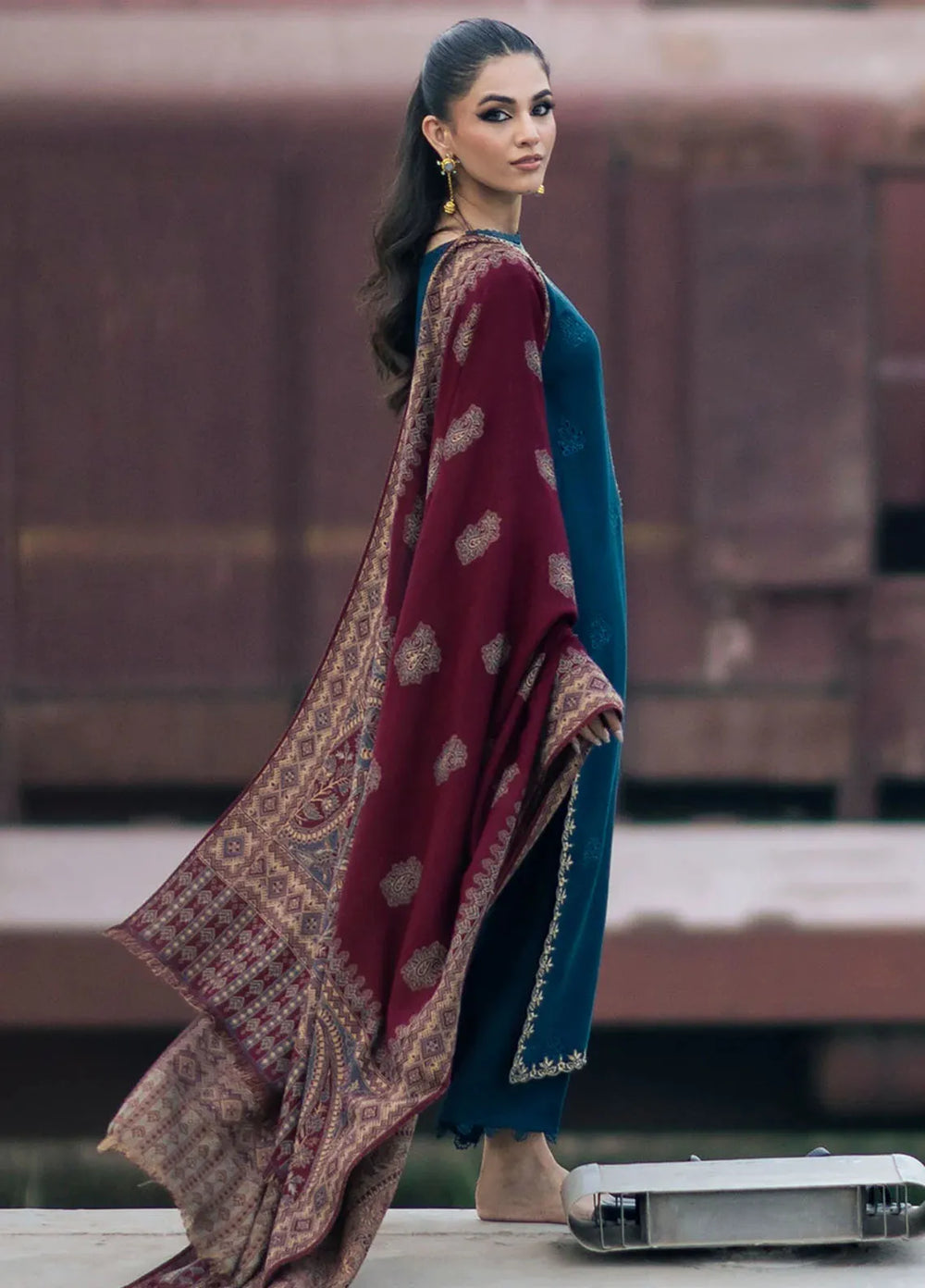 IZEL DHANAK 3PC HEAVY EMBROIDERED UNSTITCHED ARTICLE (NC 7567)