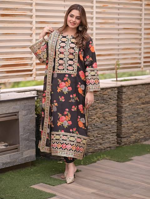 ANEELA’S SILK PRINT 3PC WITH EMBROIDERED PATCHES UNSTITCHED ARTICLE (NC 4653 B)