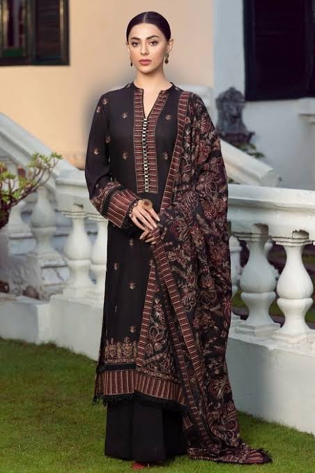 BAREEZE DHANAK 3PC HEAVY EMBROIDERED UNSTITCHED ARTICLE (NC 7545 A)